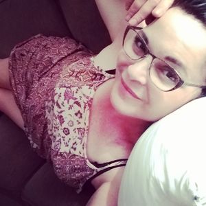 Meet your Posher, Faye